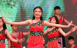 [ẢNH] Nữ sinh Hà thành khoe tài sắc qua các tiết mục biểu diễn đặc sắc