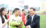 THPT Nguyễn Thị Minh Khai ăn mừng chức vô địch lần thứ ba