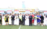 THPT Nguyễn Thị Minh Khai ăn mừng chức vô địch lần thứ ba