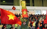 Sân Mỹ Đình chật ních người hò reo vinh danh U23 Việt Nam