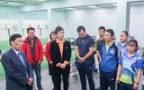 Bộ trưởng Nguyễn Ngọc Thiện bắn phát súng khai xuân tại Trung tâm Nhổn