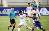 Thắng trận, cầu thủ U17 PVF cúi đầu lễ phép trước ban huấn luyện đối phương