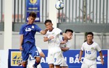 Thắng trận, cầu thủ U17 PVF cúi đầu lễ phép trước ban huấn luyện đối phương
