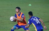 HLV Park Hang-seo cho học trò chơi... bóng ném trước giải tứ hùng