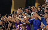 [ẢNH] Cầu thủ Hà Nội công kênh bầu Hiển, ăn mừng chức vô địch V-League 2018