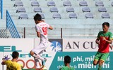 [Ảnh] Bùi Tiến Dũng cùng đồng đội vỡ òa cảm xúc trong ngày vô địch hạng Nhất