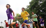 [ẢNH] Đội nắng luyện tập, chờ ngày tranh tài giải bóng đá học sinh Hà Nội 2018
