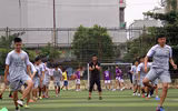[ẢNH] Đội nắng luyện tập, chờ ngày tranh tài giải bóng đá học sinh Hà Nội 2018