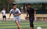 [ẢNH] Đội nắng luyện tập, chờ ngày tranh tài giải bóng đá học sinh Hà Nội 2018
