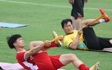 [ẢNH] Thầy Park đá bóng 