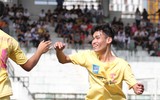 [ẢNH] ĐKVĐ - THPT Nguyễn Thị Minh Khai đã vấp ngã như thế nào?