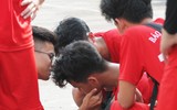 [ẢNH] Màn ăn mừng đầy cảm xúc của cựu vô địch THPT Hoàng Cầu sau màn ngược dòng kịch tính