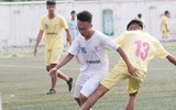 [ẢNH] Đánh bại cựu Á quân, THPT Nguyễn Bỉnh Khiêm đặt một chân vào vòng 1/16