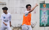 [ẢNH] THPT Việt Hoàng gây bất ngờ, THPT Trương Định thắng sát nút