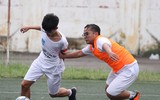 [ẢNH] THPT Việt Hoàng gây bất ngờ, THPT Trương Định thắng sát nút