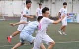 [ẢNH] THPT Việt Hoàng gây bất ngờ, THPT Trương Định thắng sát nút