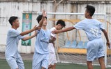 [ẢNH] THPT Việt Hoàng gây bất ngờ, THPT Trương Định thắng sát nút