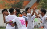 [ẢNH] THPT Ngô Sỹ Liên vào vòng 1/8 sau cuộc rượt đuổi tỷ số nghẹt thở