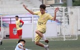 [ẢNH] Thủ môn bất đắc dĩ mang về chiến thắng cho THPT Xuân Mai