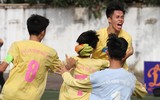 [ẢNH] Thủ môn bất đắc dĩ mang về chiến thắng cho THPT Xuân Mai