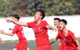 [ẢNH] Bàn thắng quý như vàng đưa 