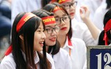 [ẢNH] Nữ sinh trường Trương Định và Phùng Khắc Khoan khoe sắc trước trận chung kết