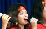 [ẢNH] Nữ sinh trường Trương Định và Phùng Khắc Khoan khoe sắc trước trận chung kết