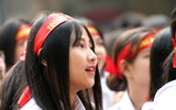 [ẢNH] Nữ sinh trường Trương Định và Phùng Khắc Khoan khoe sắc trước trận chung kết