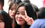 [ẢNH] Nữ sinh trường Trương Định và Phùng Khắc Khoan khoe sắc trước trận chung kết