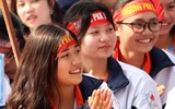 [ẢNH] Nữ sinh trường Trương Định và Phùng Khắc Khoan khoe sắc trước trận chung kết