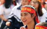 [ẢNH] Nữ sinh trường Trương Định và Phùng Khắc Khoan khoe sắc trước trận chung kết