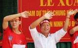 [ẢNH] Lễ xuất quân rộn ràng, rực rỡ sắc màu của thầy trò trường Phùng Khắc Khoan
