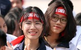 [ẢNH] Nữ sinh trường Trương Định và Phùng Khắc Khoan khoe sắc trước trận chung kết