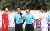 [ẢNH] THPT Trương Định lên ngôi vô địch sau loạt luân lưu nghẹt thở