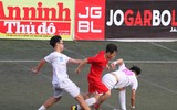 [ẢNH] THPT Trương Định lên ngôi vô địch sau loạt luân lưu nghẹt thở