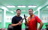 Quán quân Olympic Jin Jong-oh trổ tài bắn súng trước các xạ thủ Việt Nam