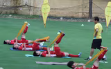 [ẢNH] Phan Văn Đức tươi rói cùng đồng đội hướng tới bán kết lượt về