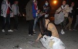[ẢNH] Nhiều bạn trẻ rủ nhau dọn 