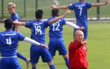 [ẢNH] Công Phượng khoe kiểu tóc xù, hứng khởi cùng đồng đội tập luyện