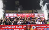 [ẢNH] Thắng dễ Bình Dương, Hà Nội FC đoạt Siêu cúp quốc gia 2018