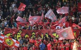 [ẢNH] Sân Hàng Đẫy sống lại không khí trận derby