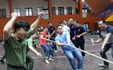 Thắng thua cùng cười tại ngày hội thể thao Công an Hà Nội