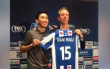 [ẢNH] Đoàn Văn Hậu tươi rói trong ngày ra mắt đội bóng Hà Lan