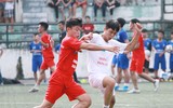 [ẢNH] Khoảnh khắc đẹp của tình bạn tại giải bóng đá học sinh Hà Nội