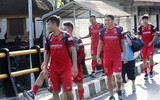 [ẢNH] Trải nghiệm tắc đường, thầy trò Park Hang-seo vẫn hứng khởi tập buổi đầu tại Indonesia