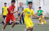 [ẢNH] 6 thắng 7 trên chấm luân lưu, cầu thủ trường Lý Thánh Tông khóc nức nở