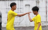 [ẢNH] 6 thắng 7 trên chấm luân lưu, cầu thủ trường Lý Thánh Tông khóc nức nở