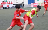 [ẢNH] Dẫn bàn ngay phút đầu, THPT Yên Hòa thắng hú vía sau loạt luân lưu
