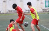 [ẢNH] Dẫn bàn ngay phút đầu, THPT Yên Hòa thắng hú vía sau loạt luân lưu