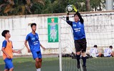 [ẢNH] Cầu thủ THPT Đông Đô gục ngã sau thất bại đáng tiếc